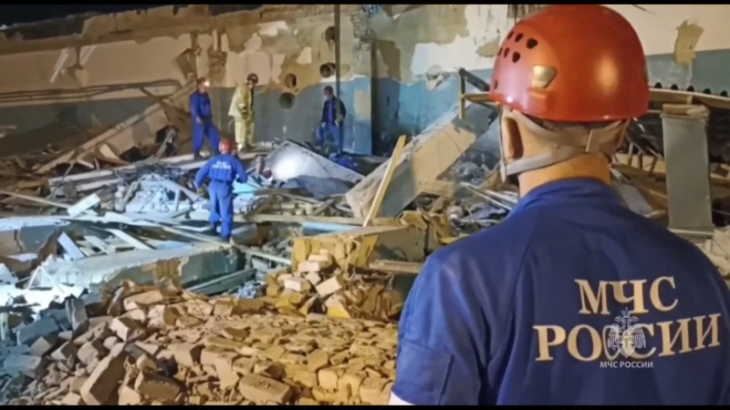 Počet obětí výbuchu továrny v Rusku vystoupal už na dvacet, další bojují o život v nemocnici