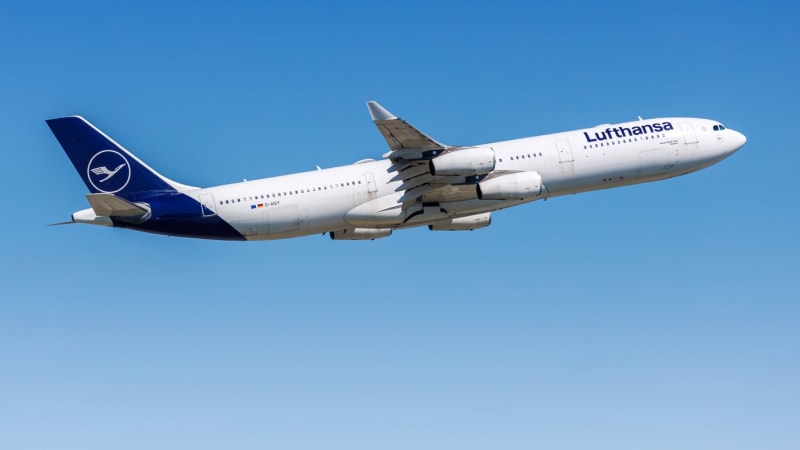 Návrat z Korfu se změnil v peklo. Z letadla šlehaly plameny, lidé psali SMS na rozloučenou